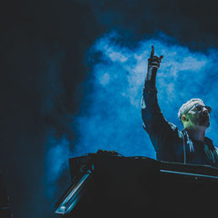 DJ SNAKE