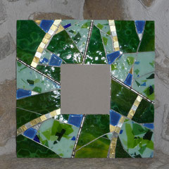 Pâte de verre et incrustations, Emaux feuille d'or, Etain