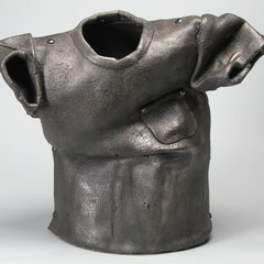 T-Shirt, cast iron, 18"x20"x9"