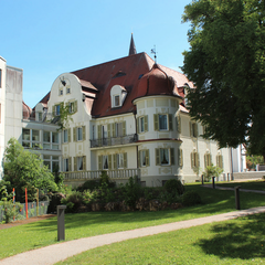 Schlossgebäude in Strass