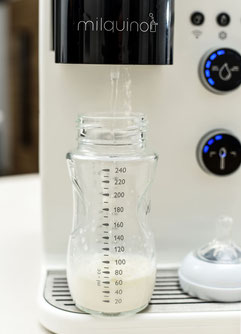 Informationen zu Milquino -Babymilch zubereiten vollautomatisch