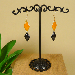 Boucles d'oreilles losange ; double losange ; losange noir et jaune ; moutarde et jaune ; bijou de créateur