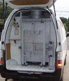 ペット火葬車の画像