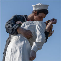 The Kiss San Diego, The kissing sailor, Embarcadero, Tuna Harbor Park, San Diego