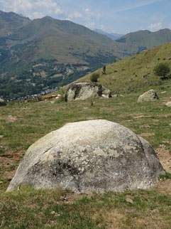 Blocs erratiques, vallée d'Oô  (photo Ugo)