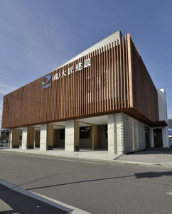 井上ビル(CLT工法2階建)
