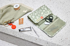 Kleine Erste Hilfe Tasche für unterwegs mit Baby
