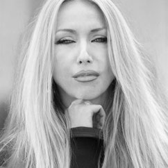 Sara Franci, artista e fotografa contemporanea, curata da AD Gallery di Alberto Desirò