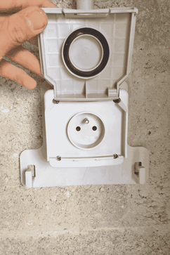 Prise renforcée Green'Up - Legrand pour recharger un véhicule électrique