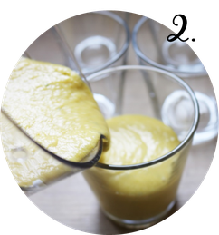 Bild: Schnelles und einfaches Rezept für eine leckere Mango-Kokosmilch Creme als Dessert, perfekt als Nachtisch für jede Party, vegan und laktosefrei, von www.partystories.de