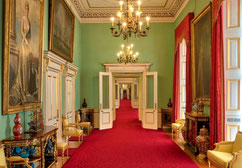 East Wing at Buckingham Palace  (ww.royal.uk)