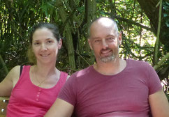 portrait Hélène et Alexis Maréchal, propriétaires des Gites des Camparros à Nailloux