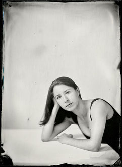 Portrait de l'autrice au collodion © Marc Montplaisir.
