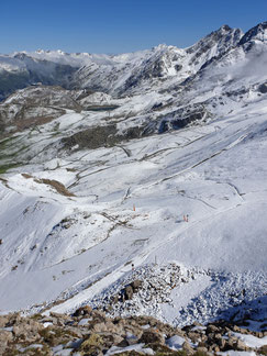 schneebedecktes Ischgl im August