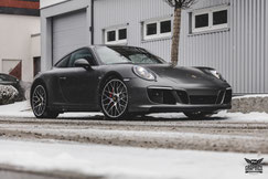 PORSCHE 911 GTS
