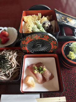 昼食イメージ