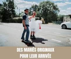 Des mariés originaux pour leur arrivée - Tous droits réservés©