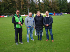 Stadionsprecher Jürgen Benfeldt, Alexander Lang, Vorstand Sabine Dittrich, Spielausschuss Dieter Kropp