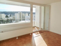 OBERURSEL SANIERTE 3-ZI.-WHG. MIT AUSBLICK