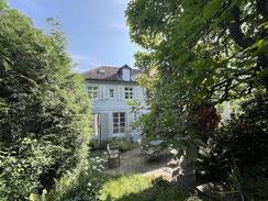 FÜR LIEBHABER: MALERISCH WOHNEN MIT TRAUMHAFTEM BLICK