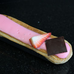 Eclair fraise Ma Boulangerie Café