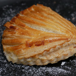 Chausson aux pommes réalisés par Ma Boulangerie Café