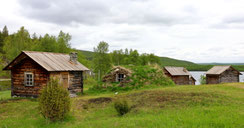 Sehenswürdigkeiten Pappila (Utsjoki): Die alten Blockhütten der Sámi-Siedlung Pappila in der Nähe von Utsjoki.