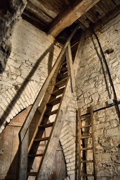 L'échelle de montée pour accéder au niveau des cloches