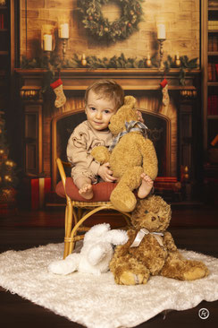 Photographe à domicile de famille et enfant à Limoges en Haute Vienne. Séance photo thème Noël