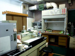 Tissue laboratory