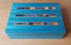 Dimension 23 x 16 ht 7 cm . Intérieur brut. Prix 139 €. DISPONIBLE