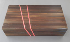 Dimension 22 x 12 , ht 5,5 cm . Intérieur brut. Prix 99 €. DISPONIBLE