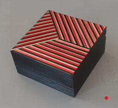 Idée originale de cadeau pour une pendaison de crémaillère, un anniversaire, un mariage , fête des pères,.. Petit coffret en marqueterie de paille à 49€