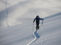 Skitouren für Einsteiger, Skitour für Anfänger, Beginner, skitouring course for beginner, advanced, with certified mountainguide, Zederhaus, Lungau, Obertauern, Salzburger Land, Skitourentage, Einsteigerkurs, leichte Skitouren, 