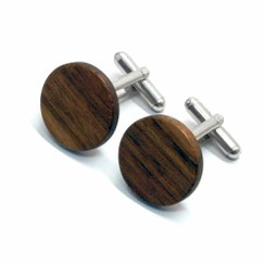 Manschettenknopf aus Holz Walnuss Holzschmuck