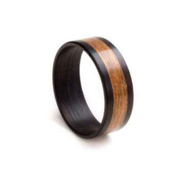 Holzring für Hochzeit aus Holz - Kombination aus Palisander mit Kirsche