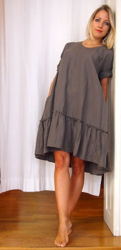 Kleid Bettina Grau Locker