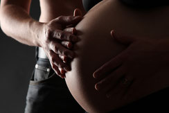 Schwangerschaftsfotografie; Babybauch; Schwangerschaft; Brigit Willimann; Fotostudio Luzern