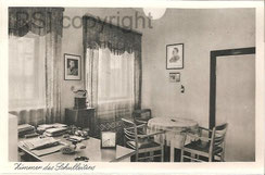 [Zimmer des Schulleiters]