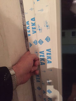 Nicht vollflächig ausgeschäumt, Energieverlust und Schimmelbildung vorprogrammiert