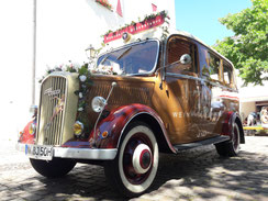 Oldtimer Bus für Ihre Hochzeit an der Ahr