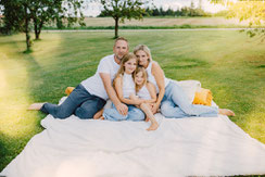 Familienshooting, fotograf Dingolfing, Fotograf Landshut, Outdoor Shooting, Studiofotograf, Babyfotograf, 