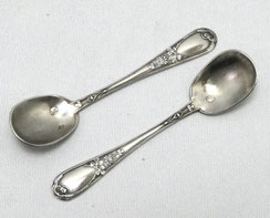 Ein Paar Salzlöffel Jugendstil Charles Barrier Paris Minvera 800er Silber 7 cm