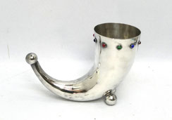 Trinkhorn Füllhorn Kugelfüße versilbert gefasste Glassteine L. 17,5 x H. 11,5 cm, € 220,00