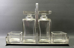 Art-Deco, WMF Menage, Essig, Öl,2 Sallieren, Glas, Metall versilbert, 29x7x19 cm, € 425,00