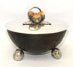 Konfekt Dose / Schmuckdose 800er Silber Haselnüsse H. 12,5 cm D. 15,0 cm, € 850,00
