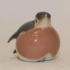 Royal Copenhagen Porzellan "Rotkehlchen" Nr. 2266 H. 6,5 cm, € 45,00