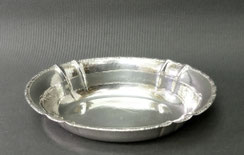 Kleine ovale Silberschale, Hammerschlag, 830er Silber 55 Gramm, 13,2 x 8,4 cm
