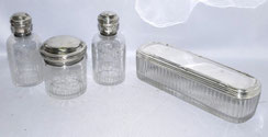 französisches Parfum & MakeUp Set Minerva Silbermontur handgeschliffenes Glas,€ 230,00