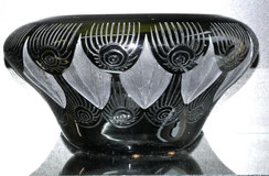LEGRAS sig. große ART DECO Glasschale olivgrün tiefgeätzt D. 35,0 cm H. 18,5 cm, € 690,00